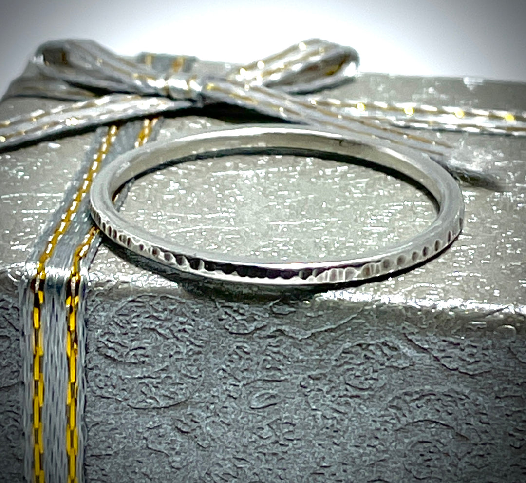 Hammered Edge Ring (3mm)