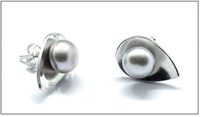 Large Upside-Down Raindrop Pearl Earrings