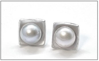 Square Earrings with Freshwater pearls